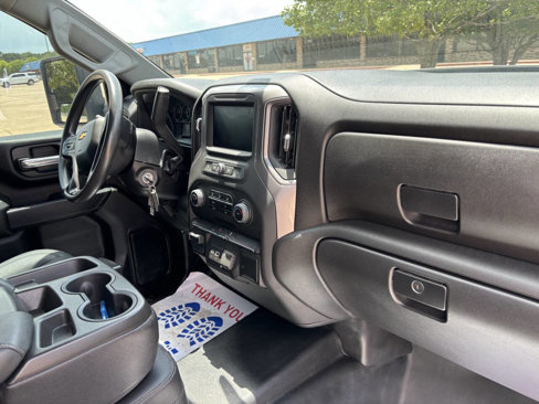 Used 2023 Chevrolet Silverado 2500 W/T w/ WT Convenience Package image 8