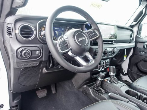 New 2025 Jeep Wrangler Sahara image 19