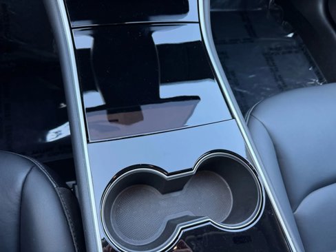 Used 2020 Tesla Model 3 Standard Range Plus image 40