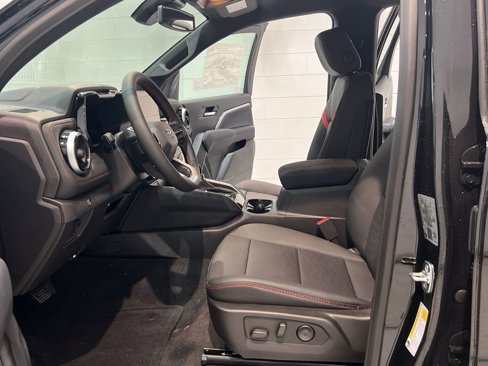 New 2026 Chevrolet Colorado Z71 w/ Technology Package image 12