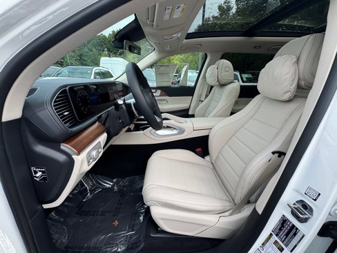 New 2026 Mercedes-Benz GLS 450 4MATIC image 6