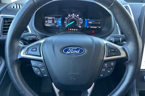 Certified 2022 Ford Edge Titanium image 21