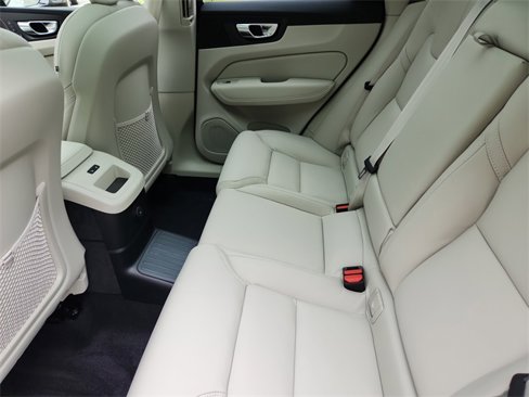 New 2026 Volvo XC60 T8 Ultra w/ Protection Package Premier image 21