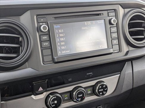 Used 2018 Toyota Tacoma SR image 13