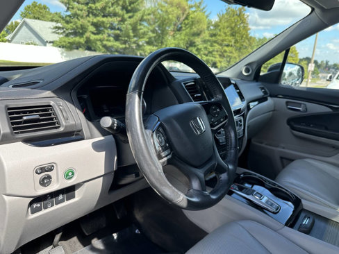 Used 2019 Honda Pilot Elite image 23