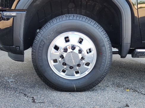 New 2025 GMC Sierra 3500 Denali w/ Denali Reserve Package image 42