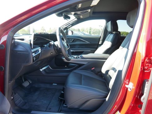 Used 2024 Cadillac Lyriq Luxury w/ LPO, Floor Liner Package image 11