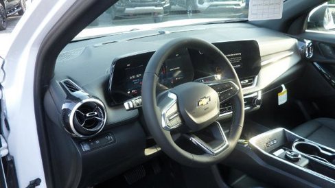 New 2026 Chevrolet Equinox LT w/ Convenience Package II image 15