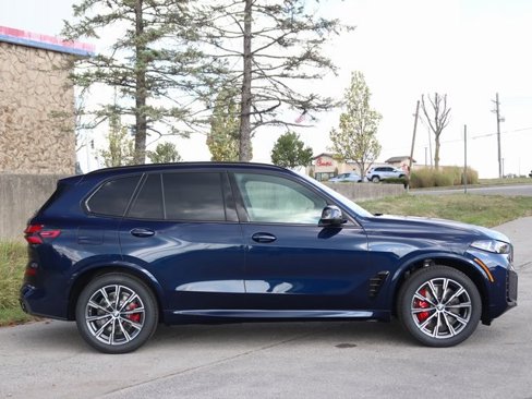 New 2026 BMW X5 M60i image 4
