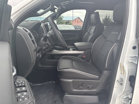 New 2025 RAM 2500 Laramie image 15