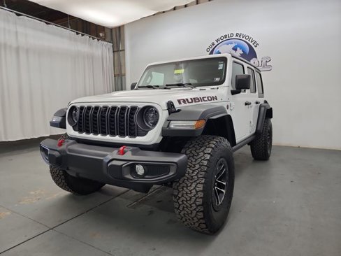 Used 2024 Jeep Wrangler Unlimited Rubicon w/ XTREMEE 35" Tire Package image 9