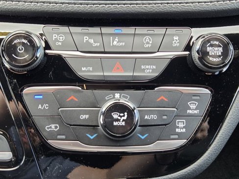 New 2025 Chrysler Pacifica Select image 14