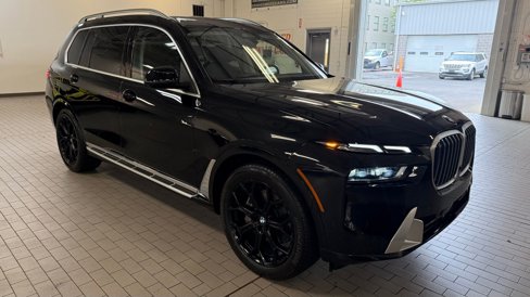Used 2025 BMW X7 xDrive40i image 15