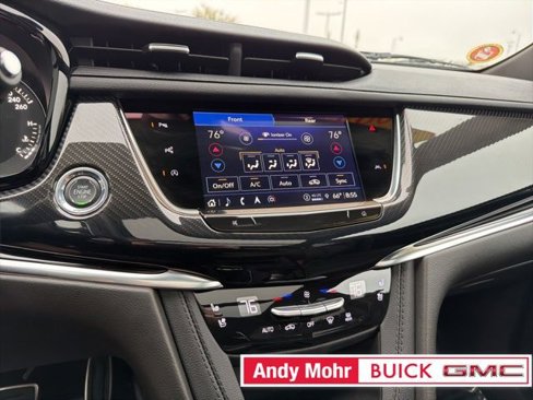 Used 2024 Cadillac XT6 Sport image 33