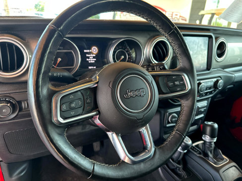 Used 2018 Jeep Wrangler Unlimited Sahara w/ Dual Top Group image 33