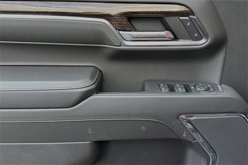 New 2024 GMC Sierra 1500 Elevation image 8