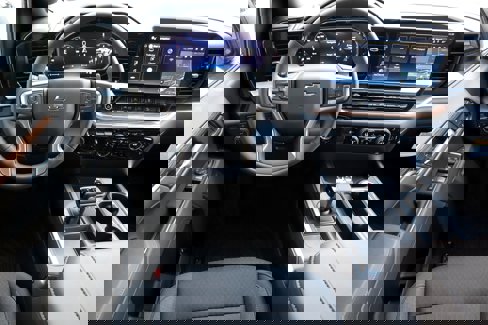 New 2026 Chevrolet Silverado 1500 LT Trail Boss w/ Convenience Package II image 8