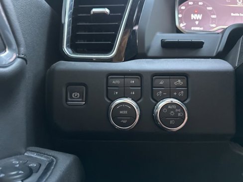 Used 2024 GMC Sierra 2500 Denali w/ Denali Reserve Package image 28