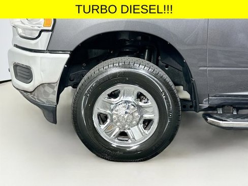 Used 2023 RAM 2500 Tradesman w/ Chrome Appearance Group image 29