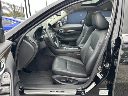 Used 2019 INFINITI Q50 Luxe w/ Essential Package (3.0T Luxe) image 14