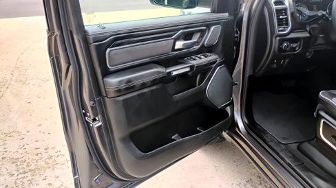 Used 2024 RAM 1500 Laramie image 9