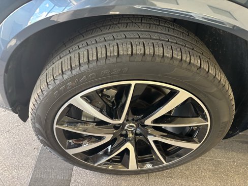 Used 2024 Volvo XC90 B5 Plus w/ Protection Package Premier image 53