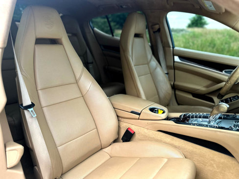 Used 2010 Porsche Panamera Turbo image 32