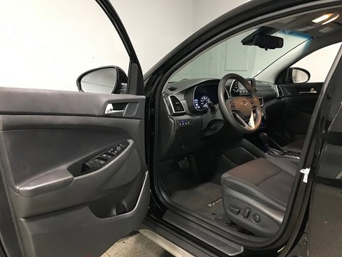 Used 2020 Hyundai Tucson SEL w/ Cargo Package image 9