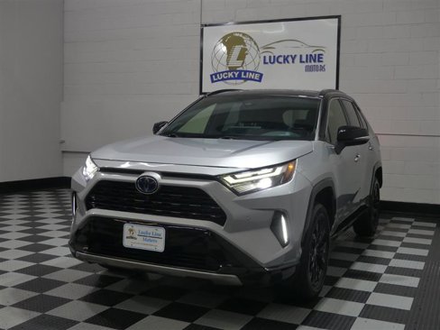Used 2023 Toyota RAV4 XSE image 4