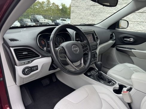 Used 2020 Jeep Cherokee Latitude Lux w/ Quick Order Package 26H Lux image 6