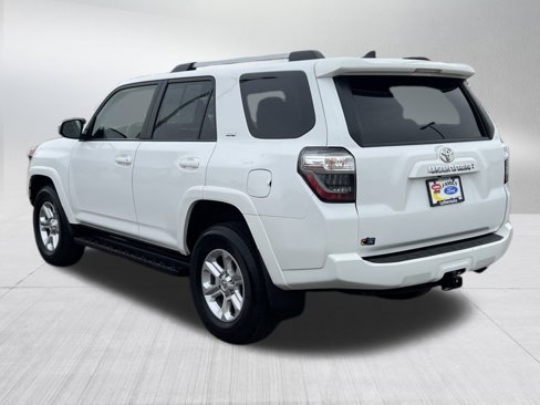 Used 2024 Toyota 4Runner SR5 image 5