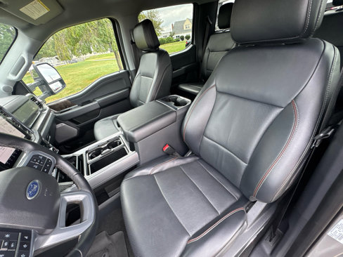 Used 2024 Ford F450 Lariat w/ Snow Plow Prep Package image 17