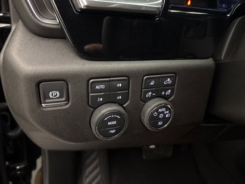 Used 2025 Chevrolet Silverado 1500 LTZ w/ Z71 Off-Road Package image 26
