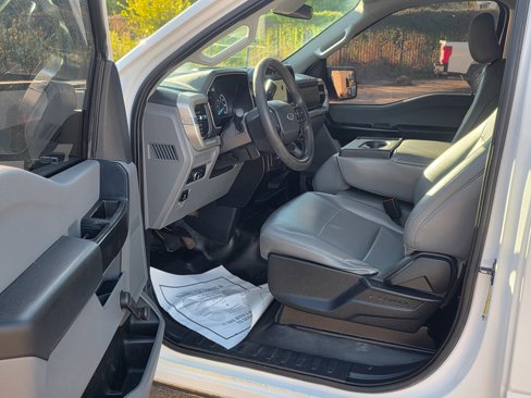 Used 2021 Ford F150 XL image 11