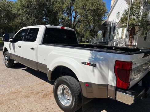 Used 2022 Ford F350 King Ranch w/ King Ranch Ultimate Package image 3