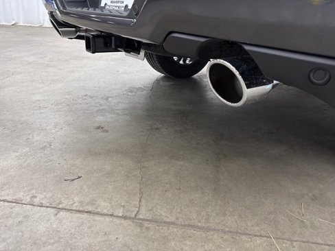 New 2026 RAM 1500 Laramie w/ Sport Appearance Package image 21