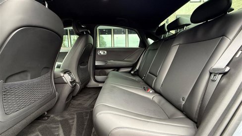 Used 2024 Hyundai Ioniq 6 SEL image 13
