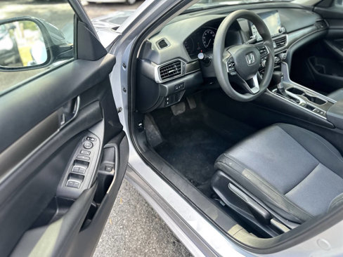 Used 2019 Honda Accord LX image 9