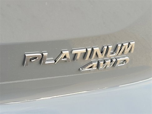 New 2025 Nissan Pathfinder Platinum image 5
