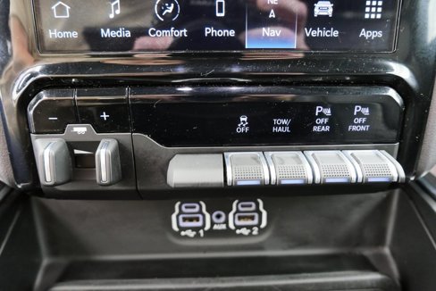 Used 2023 RAM 1500 Laramie image 31