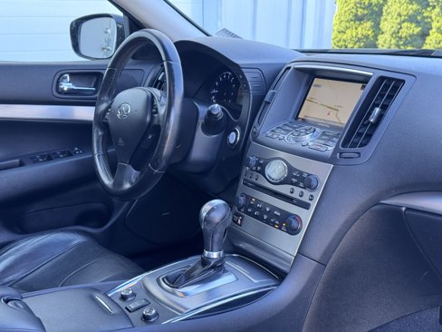 Used 2012 INFINITI G37 x image 14