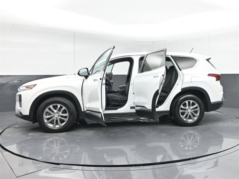 Used 2020 Hyundai Santa Fe SE image 40