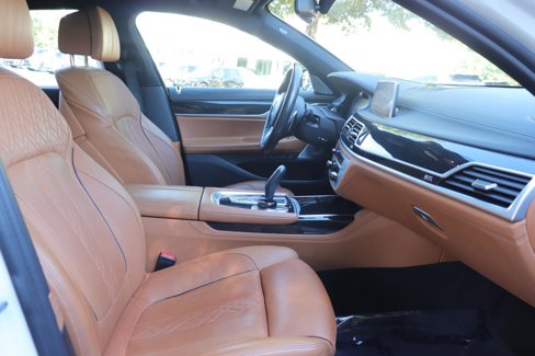 Used 2020 BMW 750i xDrive image 20