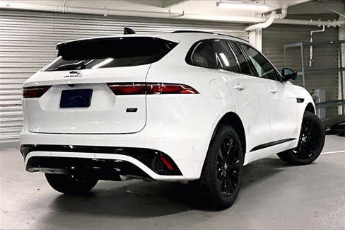 New 2026 Jaguar F-PACE R-Dynamic S image 4