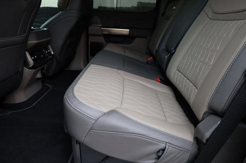 Used 2025 Ford F350 Platinum w/ Platinum Plus Package image 22