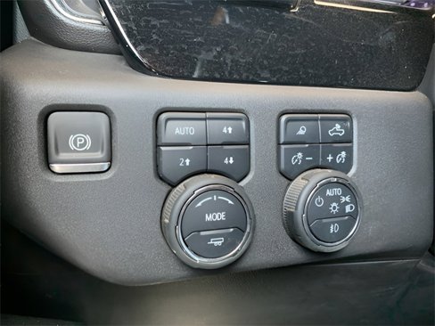 Used 2024 Chevrolet Silverado 1500 High Country w/ High Country Premium Package image 7