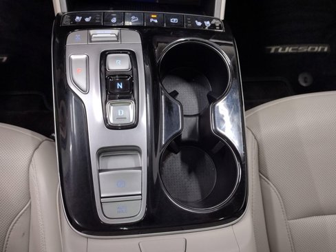 Used 2022 Hyundai Tucson Limited image 29