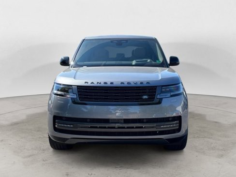 New 2025 Land Rover Range Rover Long Wheelbase SE image 8