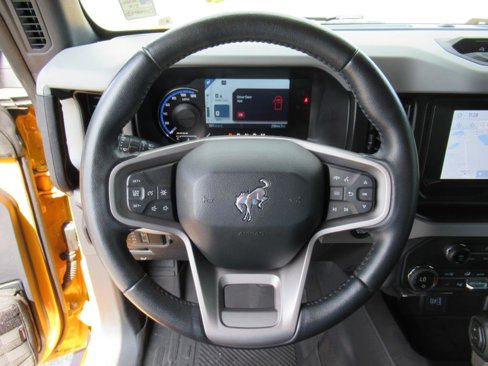 Used 2021 Ford Bronco Badlands image 18