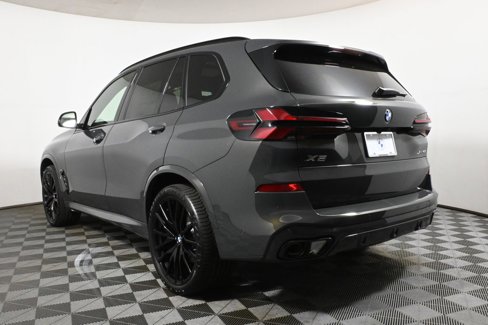 New 2026 BMW X5 xDrive40i w/ M Sport Package image 5